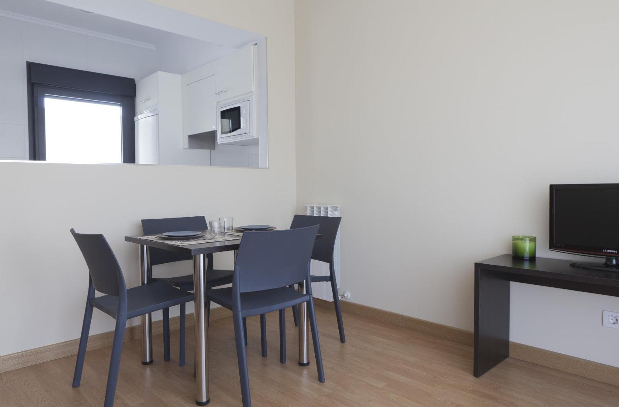 Aparthotel Jardines De Aristi Vitoria-Gasteiz Zewnętrze zdjęcie
