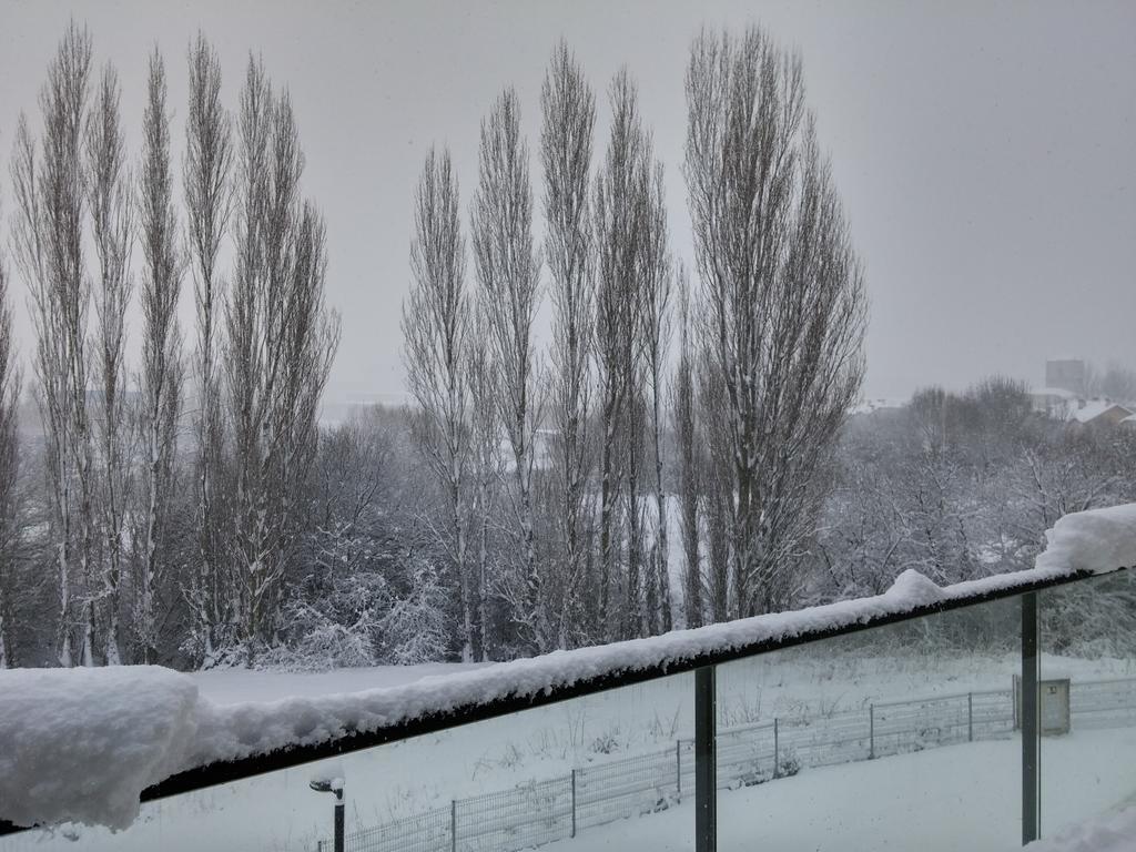 Aparthotel Jardines De Aristi Vitoria-Gasteiz Zewnętrze zdjęcie