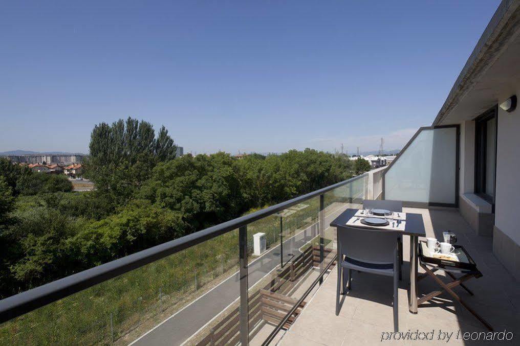 Aparthotel Jardines De Aristi Vitoria-Gasteiz Zewnętrze zdjęcie