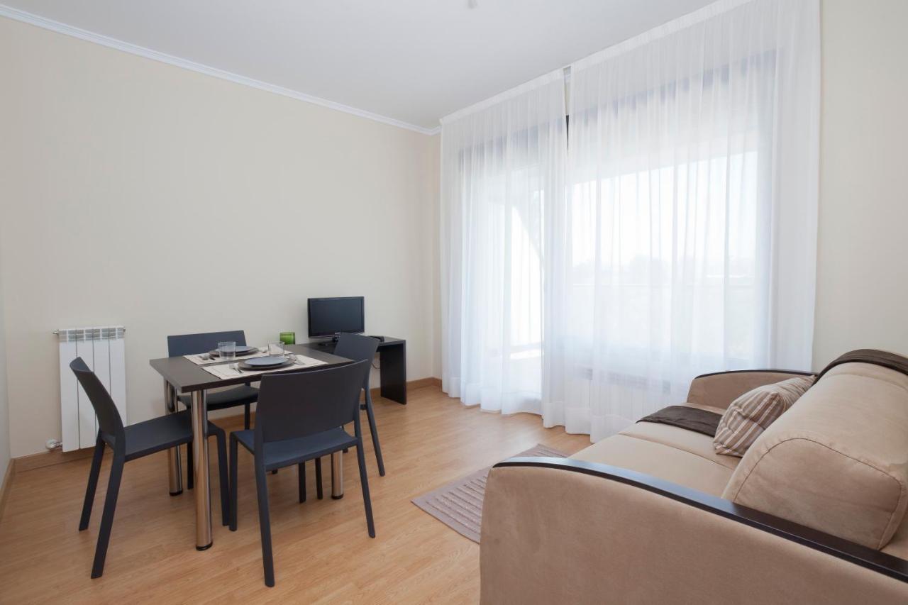 Aparthotel Jardines De Aristi Vitoria-Gasteiz Zewnętrze zdjęcie